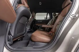 Volvo V60 Cross Country, 2.0, 184 kW, гибрид, автомат, полный привод