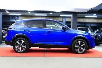 Nissan Qashqai, 1.3, 116 kW, hybrid, automatic, front-wheel drive