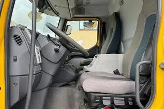 Volvo FL250 + SIDE OPENING 18T, 188 kW, diesel, automatic