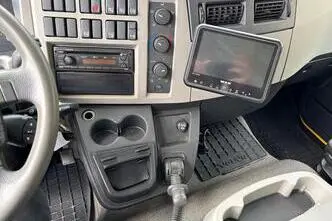 Volvo FL250 + SIDE OPENING 18T, 188 kW, diesel, automatic