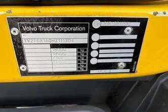 Volvo FL250 + SIDE OPENING 18T, 188 kW, diesel, automatic