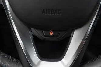 BMW 118, 1.5, 100 kW, бензин, автомат, передний привод