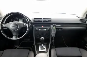 Audi A4, 3.0, 162 kW, бензин, полный привод