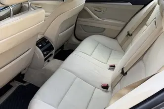 BMW 520, 2.0, 135 kW, дизель, автомат, задний привод