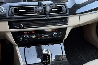 BMW 520, 2.0, 135 kW, дизель, автомат, задний привод