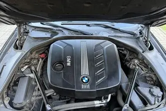 BMW 520, 2.0, 135 kW, дизель, автомат, задний привод