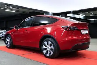 Tesla Model Y, 153 kW, электричество, автомат, полный привод