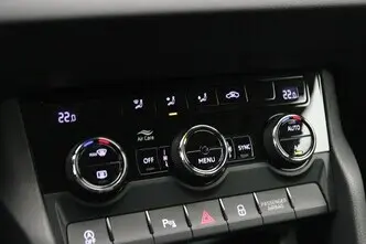 Škoda Karoq, 1.5, 110 kW, бензин, автомат, передний привод
