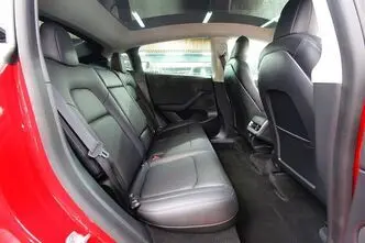 Tesla Model Y, 153 kW, электричество, автомат, полный привод