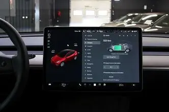 Tesla Model Y, 153 kW, электричество, автомат, полный привод