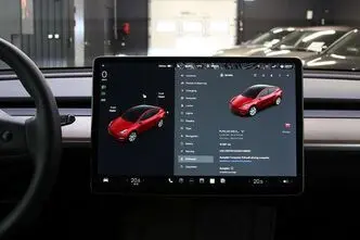 Tesla Model Y, 153 kW, электричество, автомат, полный привод