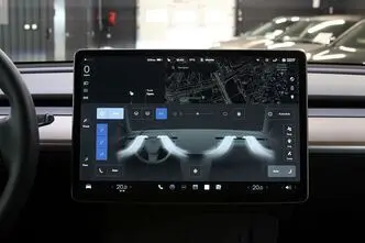 Tesla Model Y, 153 kW, электричество, автомат, полный привод