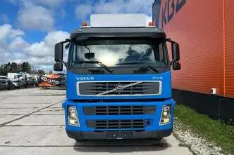 Volvo FM 9 300 6x2*4, 220 kW, diisel, automaat