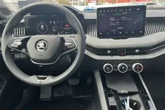 Škoda Superb, 1.5, 110 kW, подключаемый гибрид, автомат, передний привод