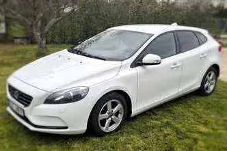 Volvo V40, 1.6, 84 kW, diesel, automatic, front-wheel drive