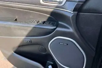 Jeep Grand Cherokee, дизель, автомат, полный привод