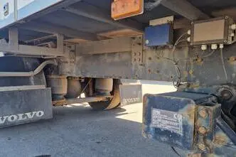 Volvo FL260 4X2, 195 kW, diesel, automatic