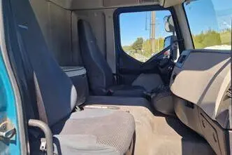 Volvo FL260 4X2, 195 kW, diesel, automatic