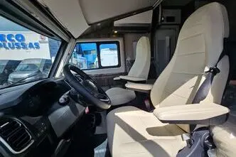 Laika ECOVIP, 2.2, 103 kW, diesel, automatic, front-wheel drive