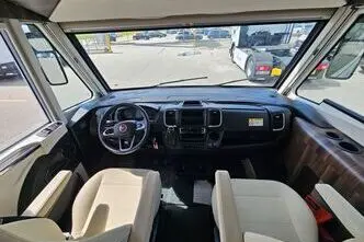 Laika ECOVIP, 2.2, 103 kW, diesel, automatic, front-wheel drive