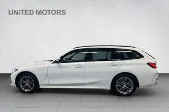 BMW 320, 150 kW, бензин, автомат, полный привод