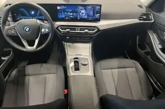 BMW 320, 150 kW, бензин, автомат, полный привод