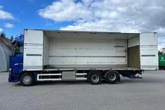 Renault T 520, 390 kW, diesel, automatic