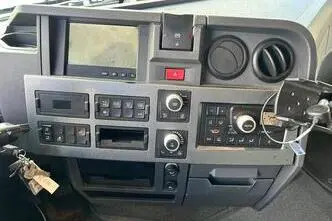 Renault T 520, 390 kW, diesel, automatic