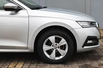 Škoda Octavia, 2.0, 85 kW, бензин, механическая, передний привод