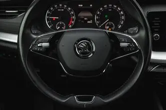 Škoda Octavia, 2.0, 85 kW, бензин, механическая, передний привод