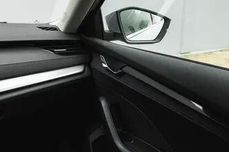 Škoda Octavia, 2.0, 85 kW, бензин, механическая, передний привод