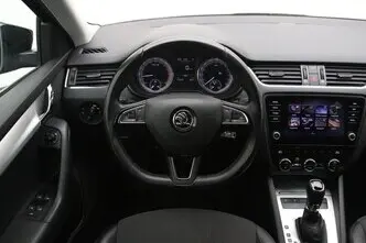 Škoda Octavia, 1.6, 85 kW, diesel, automatic, front-wheel drive