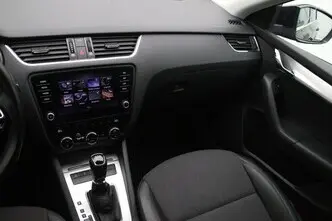 Škoda Octavia, 1.6, 85 kW, diesel, automatic, front-wheel drive
