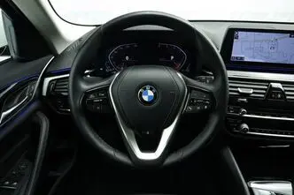 BMW 520, 2.0, 140 kW, hybrid, automatic, four-wheel drive