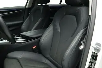 BMW 520, 2.0, 140 kW, hybrid, automatic, four-wheel drive