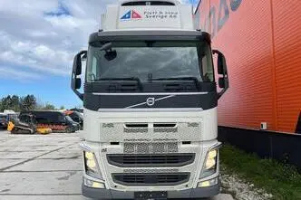 Volvo FH 460 6x2*4, 345 kW, diesel, automatic