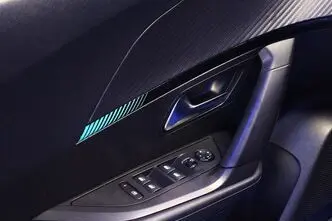 Peugeot 2008, 57 kW, electric, automatic, front-wheel drive