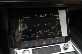 Audi e-tron, 300 kW, elekter, automaat, nelikvedu