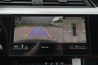 Audi e-tron, 300 kW, elekter, automaat, nelikvedu