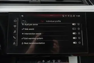 Audi e-tron, 300 kW, elekter, automaat, nelikvedu