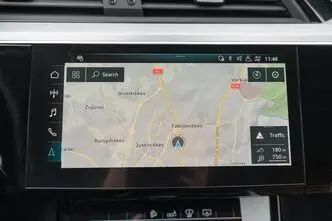 Audi e-tron, 300 kW, elekter, automaat, nelikvedu