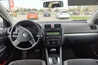 Volkswagen Golf, 1.4, 90 kW, bensiin, automaat, esivedu