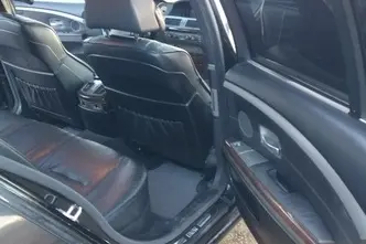 BMW 730, 3.0, 160 kW, дизель, автомат, задний привод