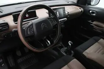 Citroën C4 Cactus, 1.6, 73 kW, дизель, механическая, передний привод