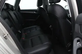 Audi A4, 1.8, 125 kW, bensiin, automaat, esivedu