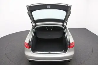 Audi A4, 1.8, 125 kW, bensiin, automaat, esivedu
