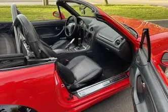 Mazda MX-5, 1.8, 103 kW, bensiin, manuaal, tagavedu