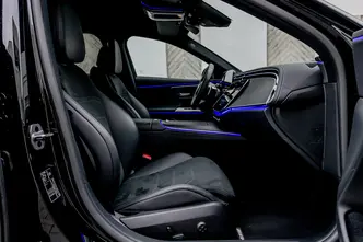 Mercedes-Benz E 200, 2.0, 150 kW, hybrid, automatic, rear-wheel drive