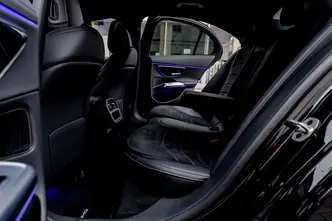 Mercedes-Benz E 200, 2.0, 150 kW, hybrid, automatic, rear-wheel drive