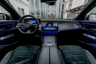 Mercedes-Benz E 200, 2.0, 150 kW, hybrid, automatic, rear-wheel drive